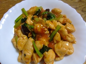 しいたけ足りなかったので小松菜追加で作ってみました。
ささみ安いのにボリュームのあるおかずになってうれしい！
おいしいレシピありがとうございました。＾＾