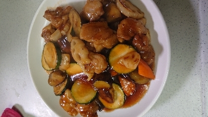 夏野菜と鶏肉の甘酢あん炒め