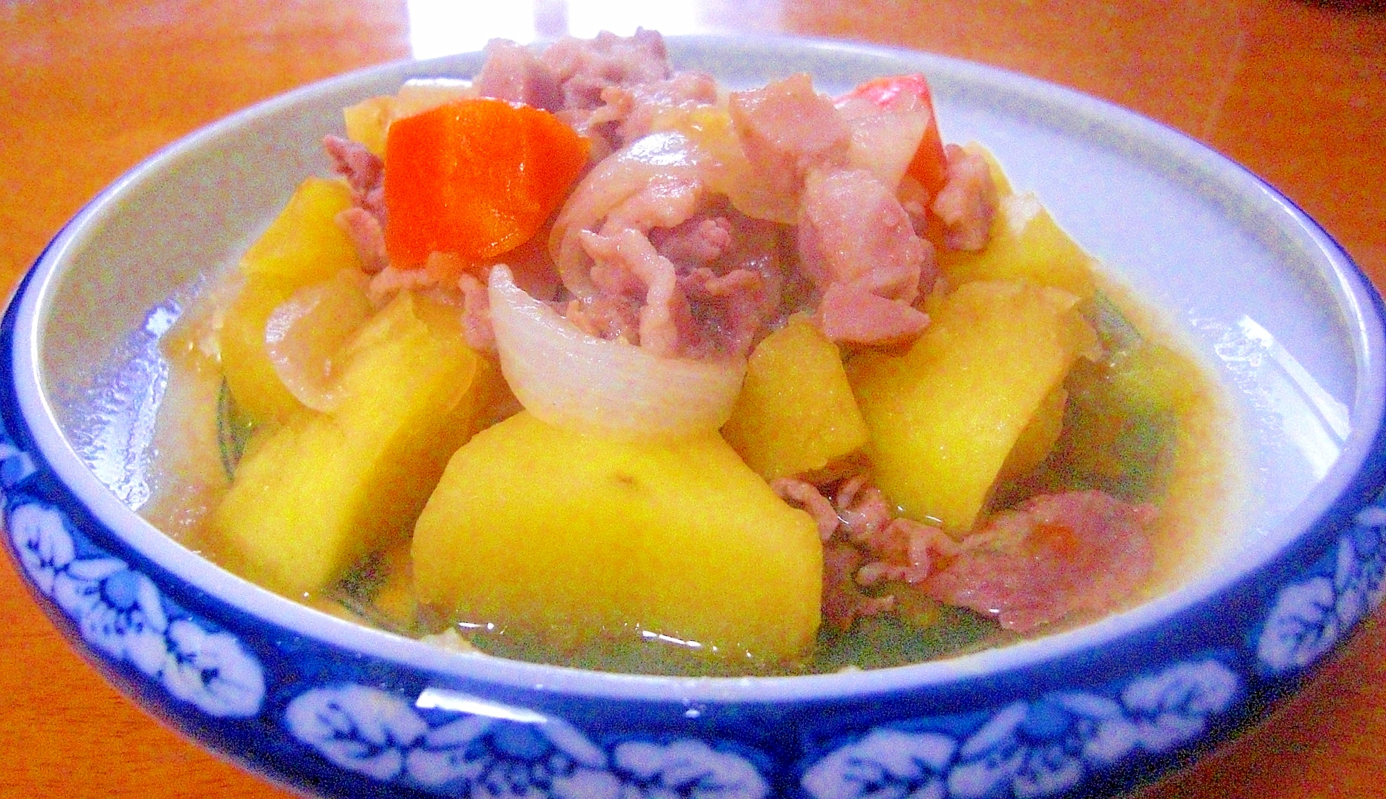 ☆うまうま☆ベーコン肉じゃが