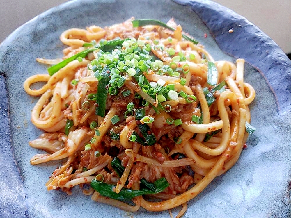 お疲れ気味におススメ！スタミナキムチ焼きうどん