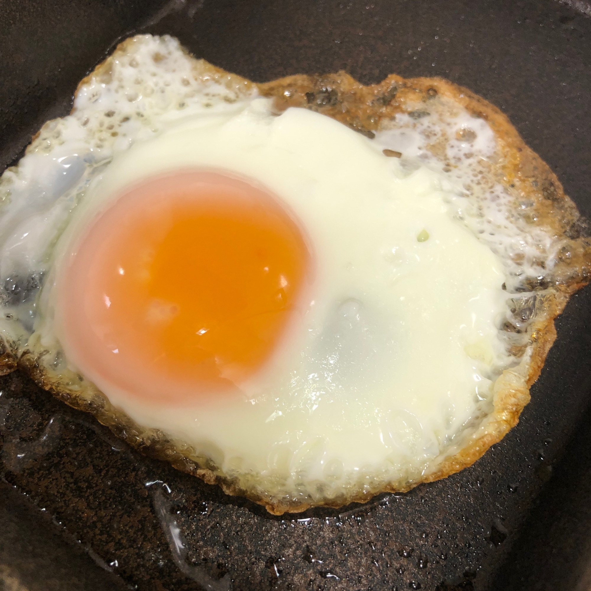 餃子の皮で★目玉焼きのせ