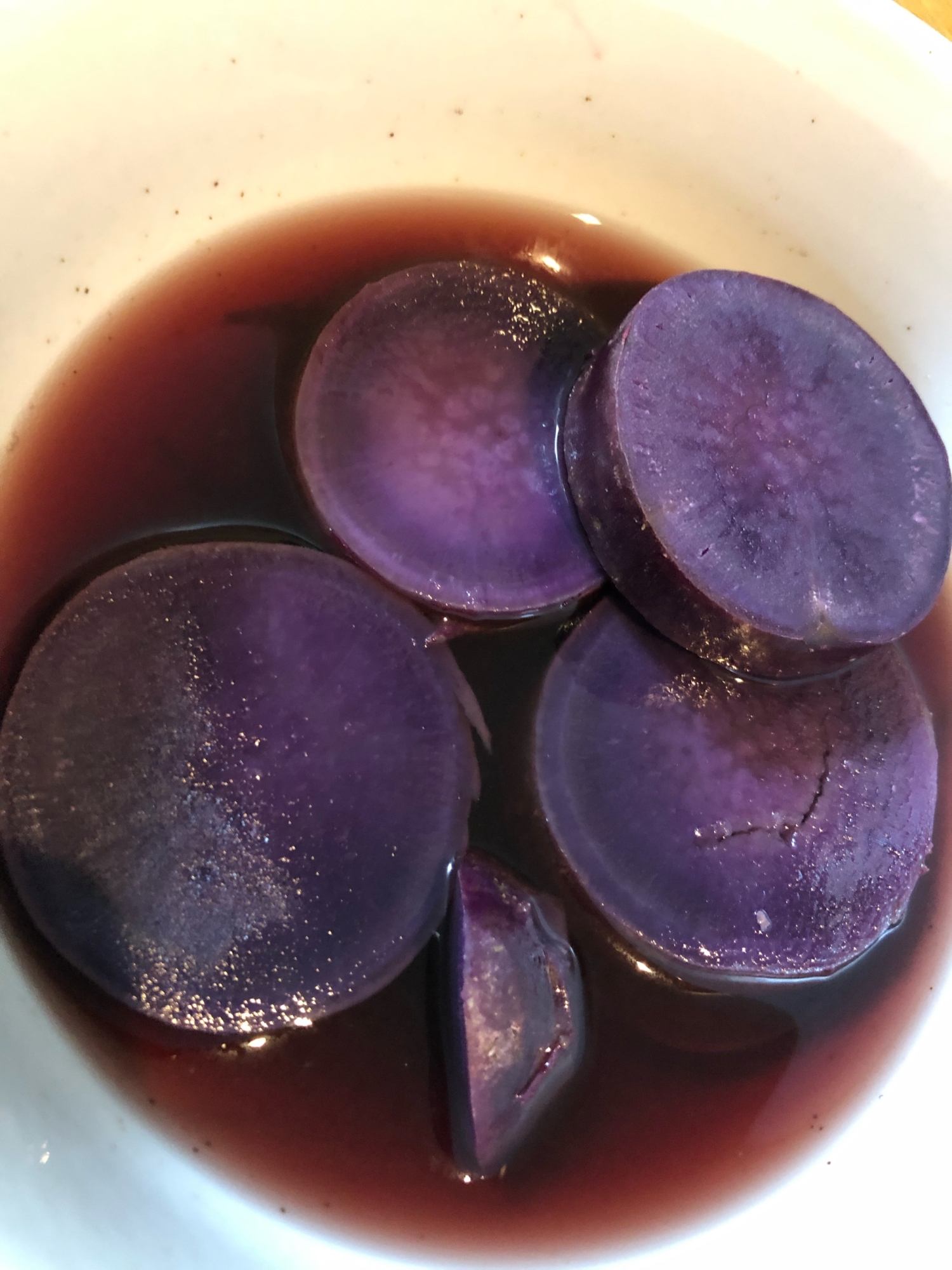 紫イモのとうもろこし茶煮