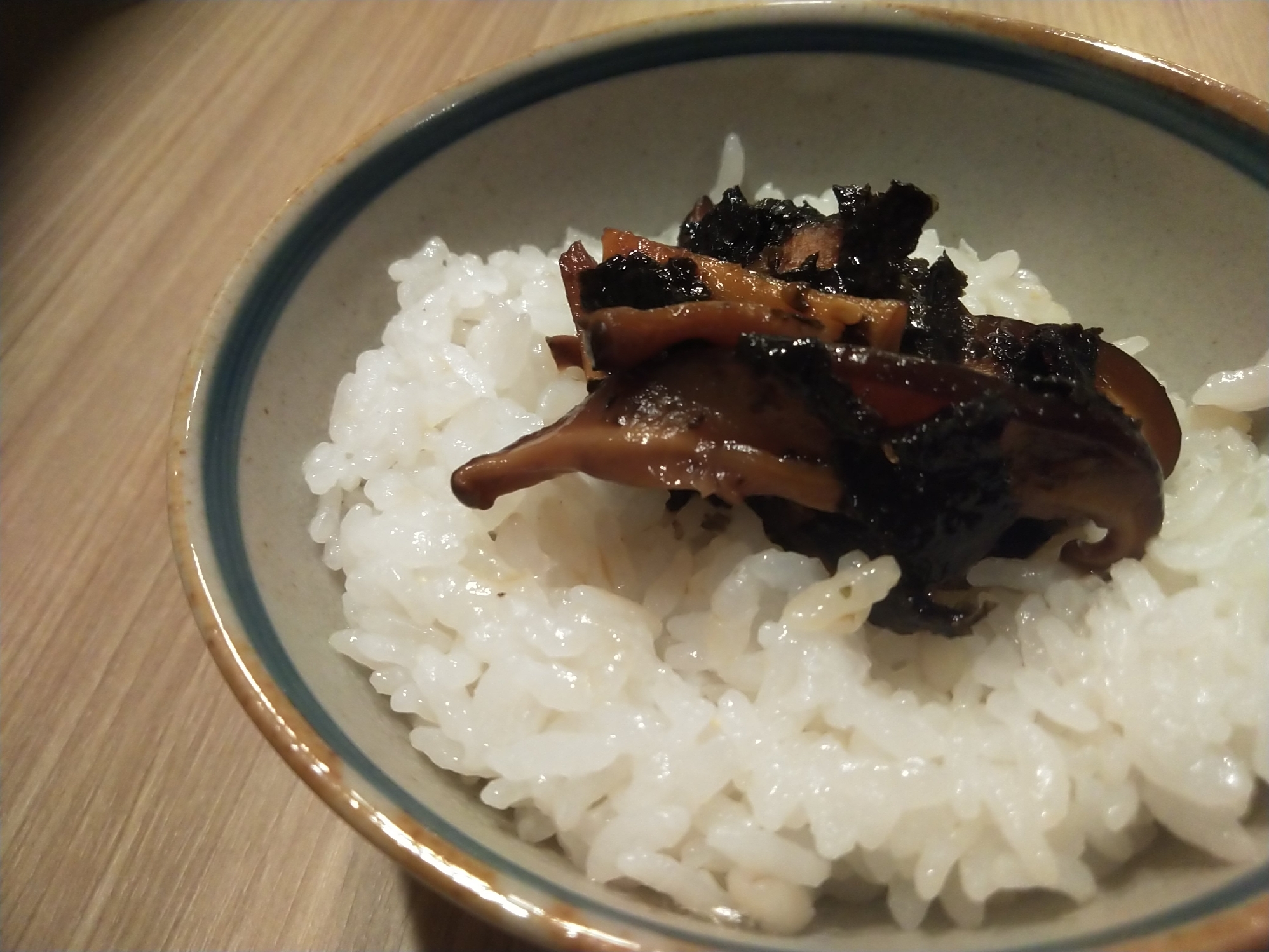 美味しくてご飯おかわり！！椎茸と海苔の佃煮