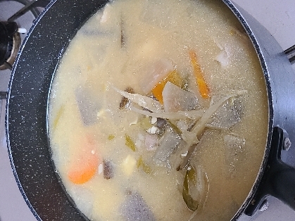 温かいとん汁の美味しさが身にしみ始める季節になりました。早速作ってみました❗