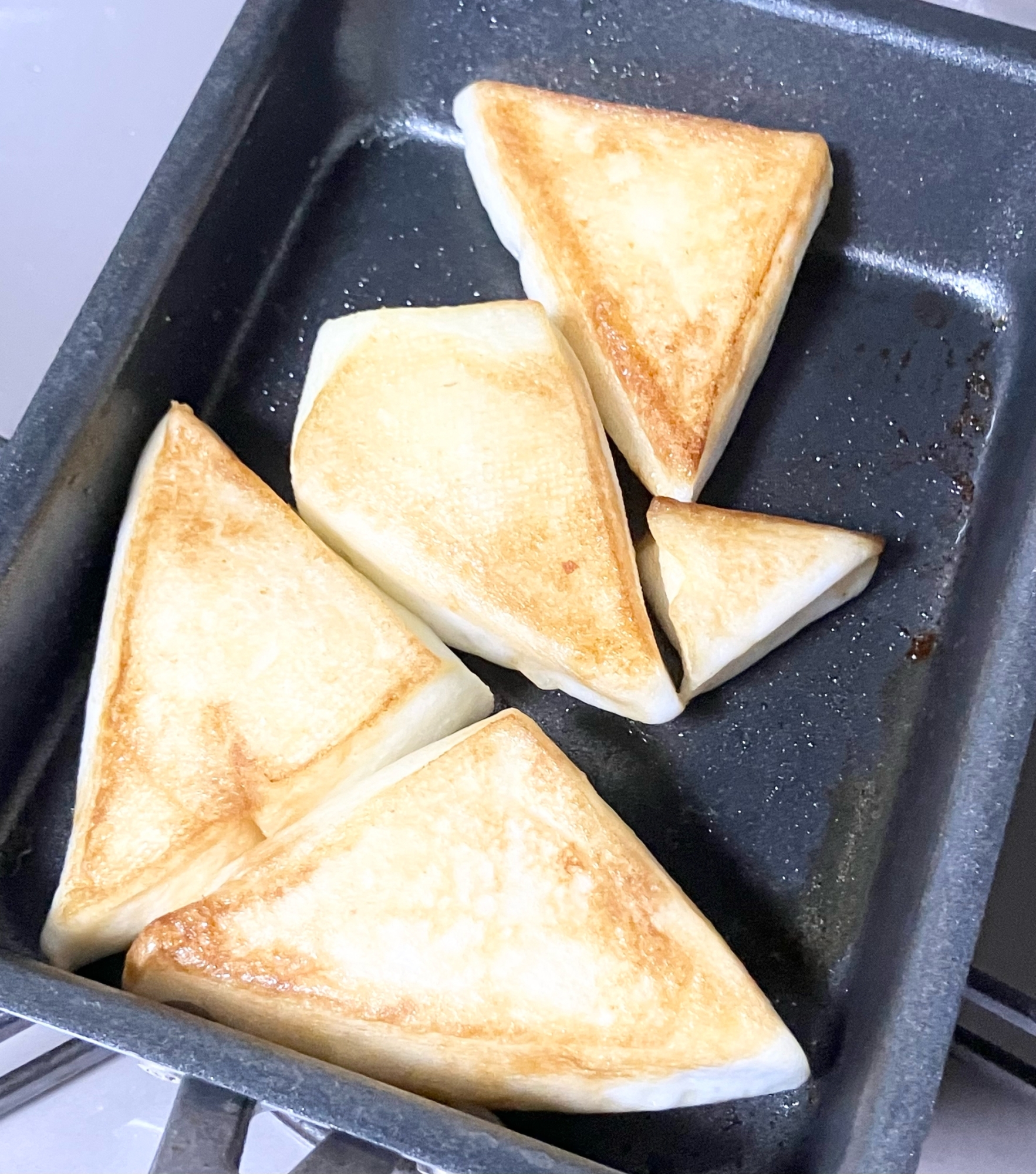 簡単☆はんぺんバター醤油焼き