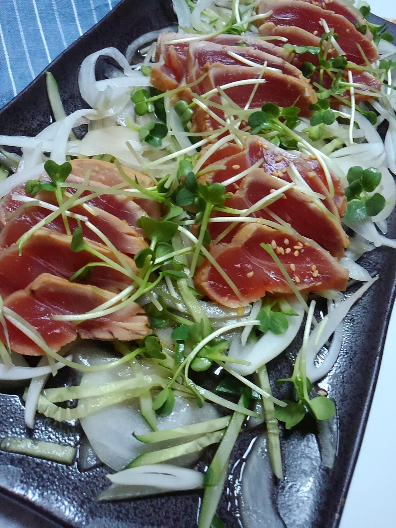 刺身を一工夫 漬け炙りマグロ レシピ 作り方 By 1つ 楽天レシピ