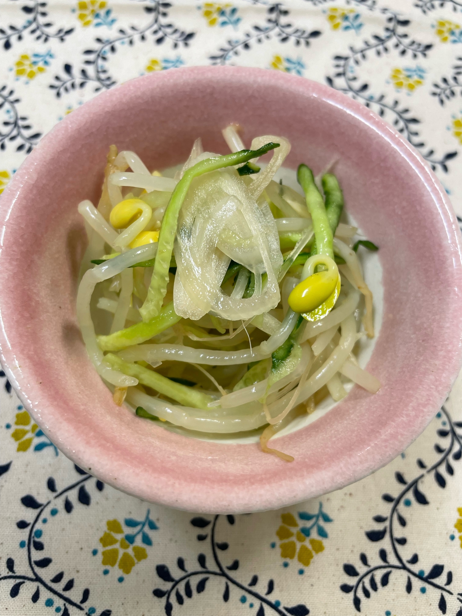 豆もやしときゅうりとらっきょう漬けの酢の物