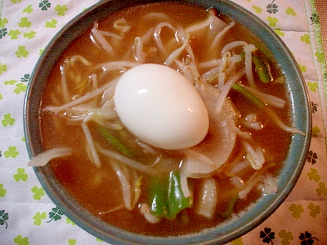 ピーマン・しいたけ・もやし炒め入り味噌ラーメン～☆