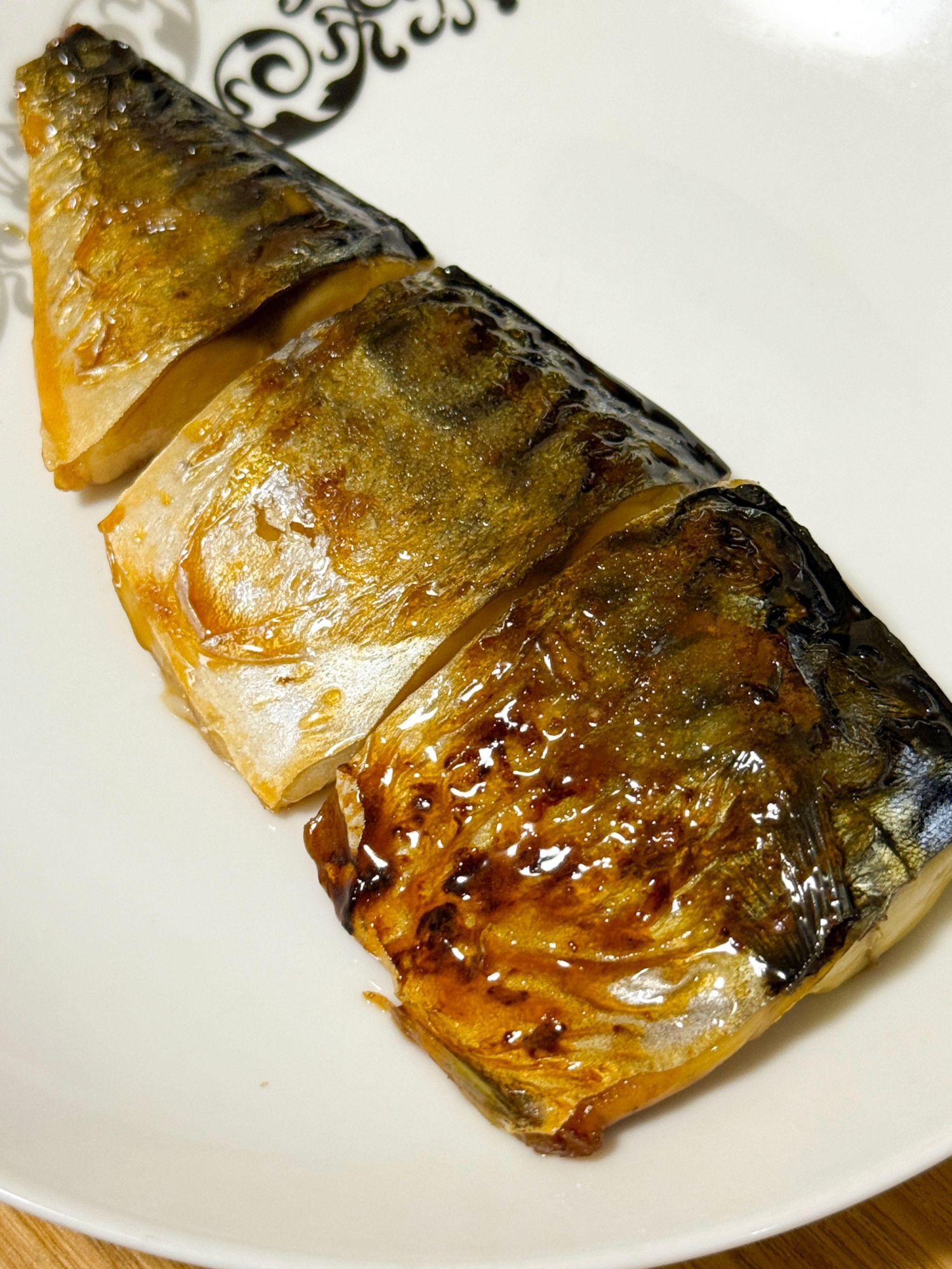 臭みゼロ！サバの甘辛しょうが照り焼き【冷凍OK】