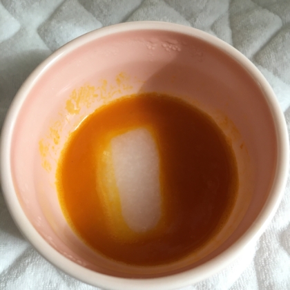 野菜スープでのばしました♪初のかぼちゃ無事に完食してくれました(*^^*)