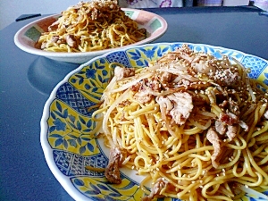 包丁いらずでウスターソース焼きそば