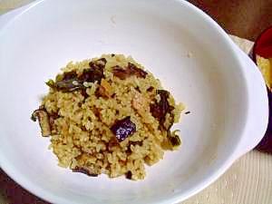 ヒジキ煮の煮汁を使って　ツナの炊き込み玄米ご飯