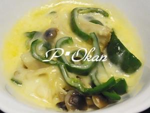 レンジでチン キノコとピーマンのチーズかけ レシピ 作り方 By Patapataokan 楽天レシピ レンジでチン キノコとピーマンのチーズかけ レシピ 作り方 By Patapataokan 楽天レシピ