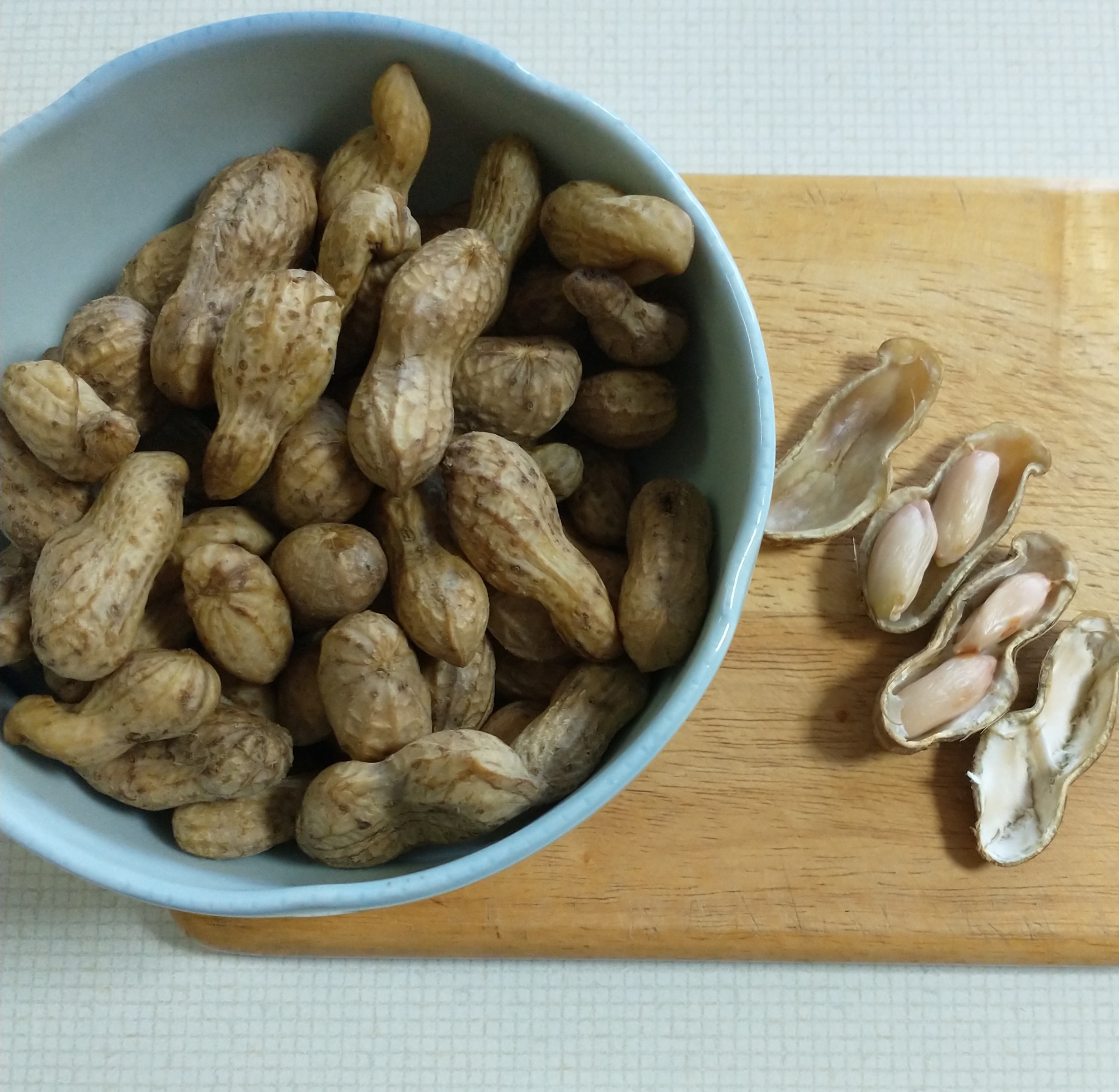 超簡単！美味しい！圧力鍋で塩茹で落花生