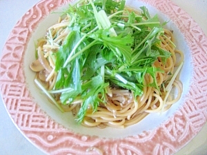 きのこと釜揚げしらすと水菜のパスタ