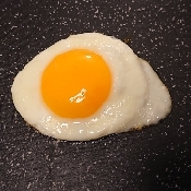 絶対美味しくなる 目玉焼きのコツ レシピ 作り方 By 狭山郷瑠 楽天レシピ