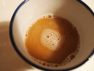 ドリップコーヒーで♪寒いとカフェオレの消費も増えるけど、糖類の消費も増えるから侮れない！生姜は寒さ対策＆脂肪メラメラのイメージがお気に入り（笑）→自己暗示中