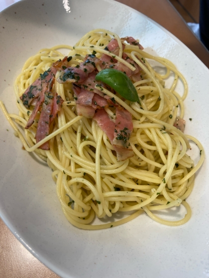 簡単！本格！バジルとベーコンのパスタ