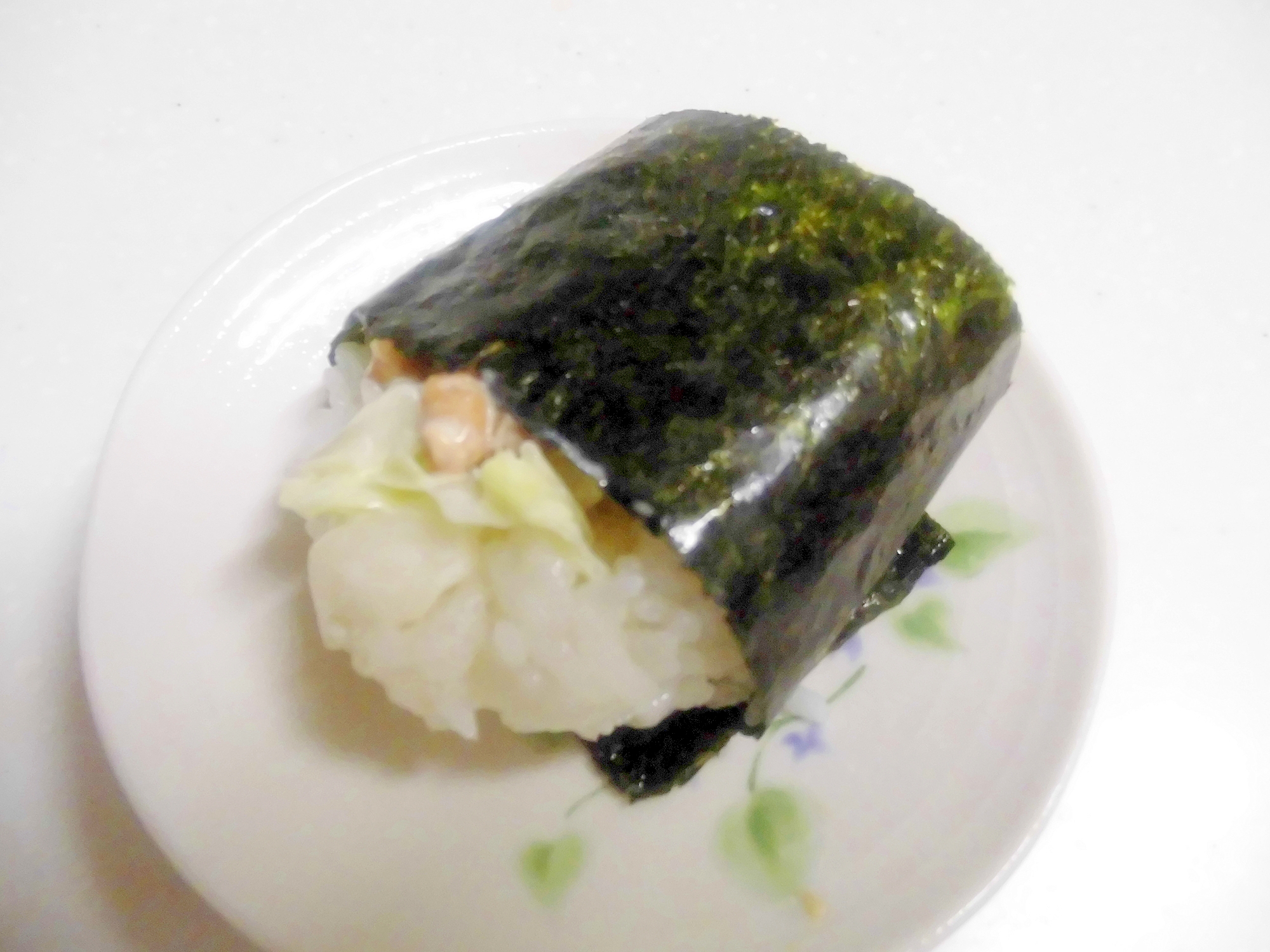 茨城県　水戸納豆とキャベツのチーズ風味おにぎり