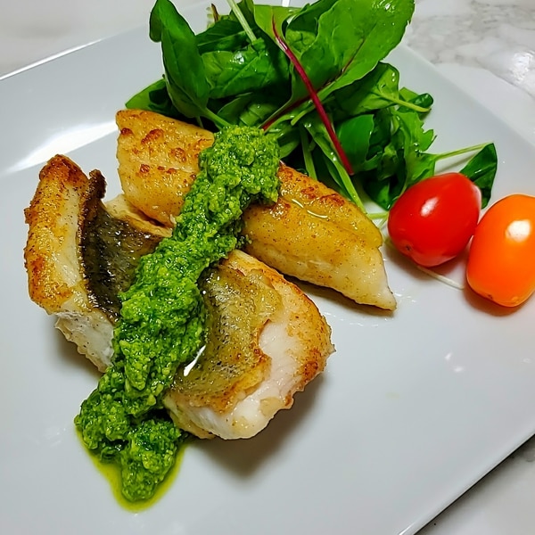 鱸のムニエル ジェノベーゼソース レシピ 作り方 By じゅん たま 楽天レシピ 鱸のムニエル ジェノベーゼソース レシピ 作り方 By じゅん たま 楽天レシピ