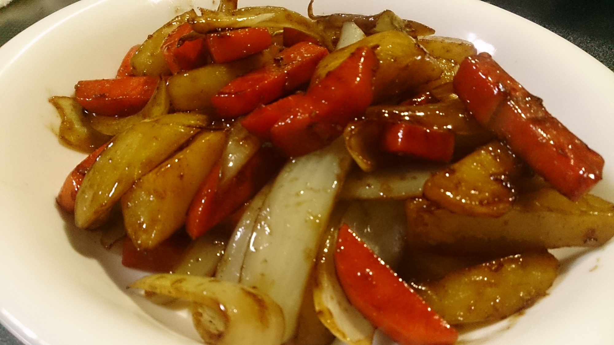 黒胡椒と焼鳥ダレの根菜炒め