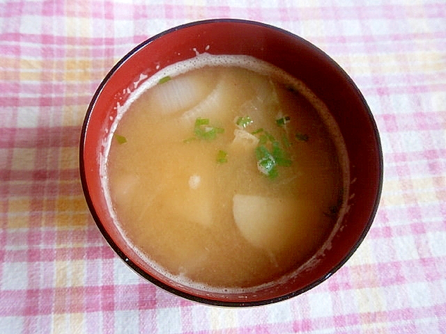 長芋・新玉ねぎの味噌汁