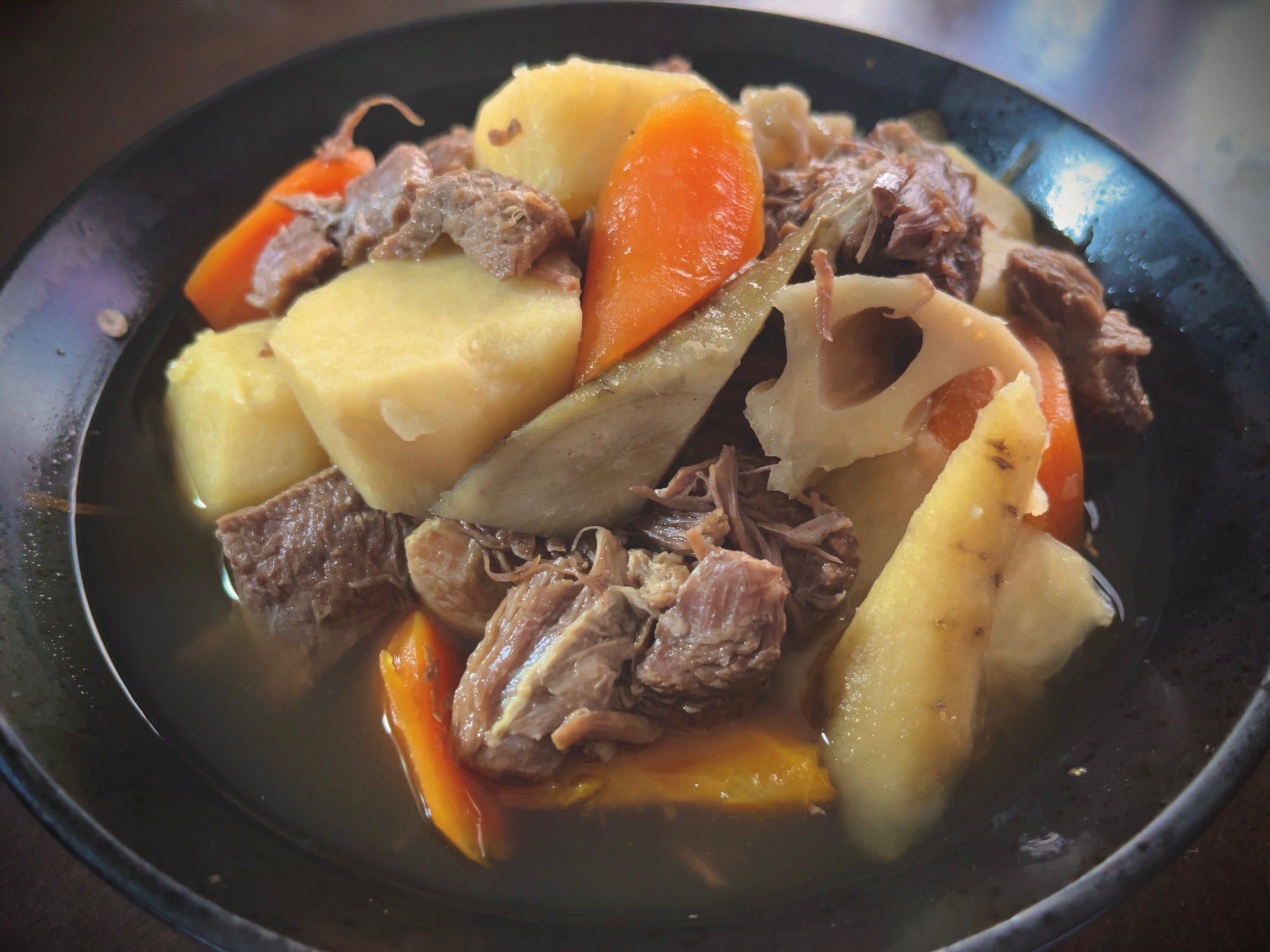 【ジビエ】猪肉と里芋と根菜の煮物