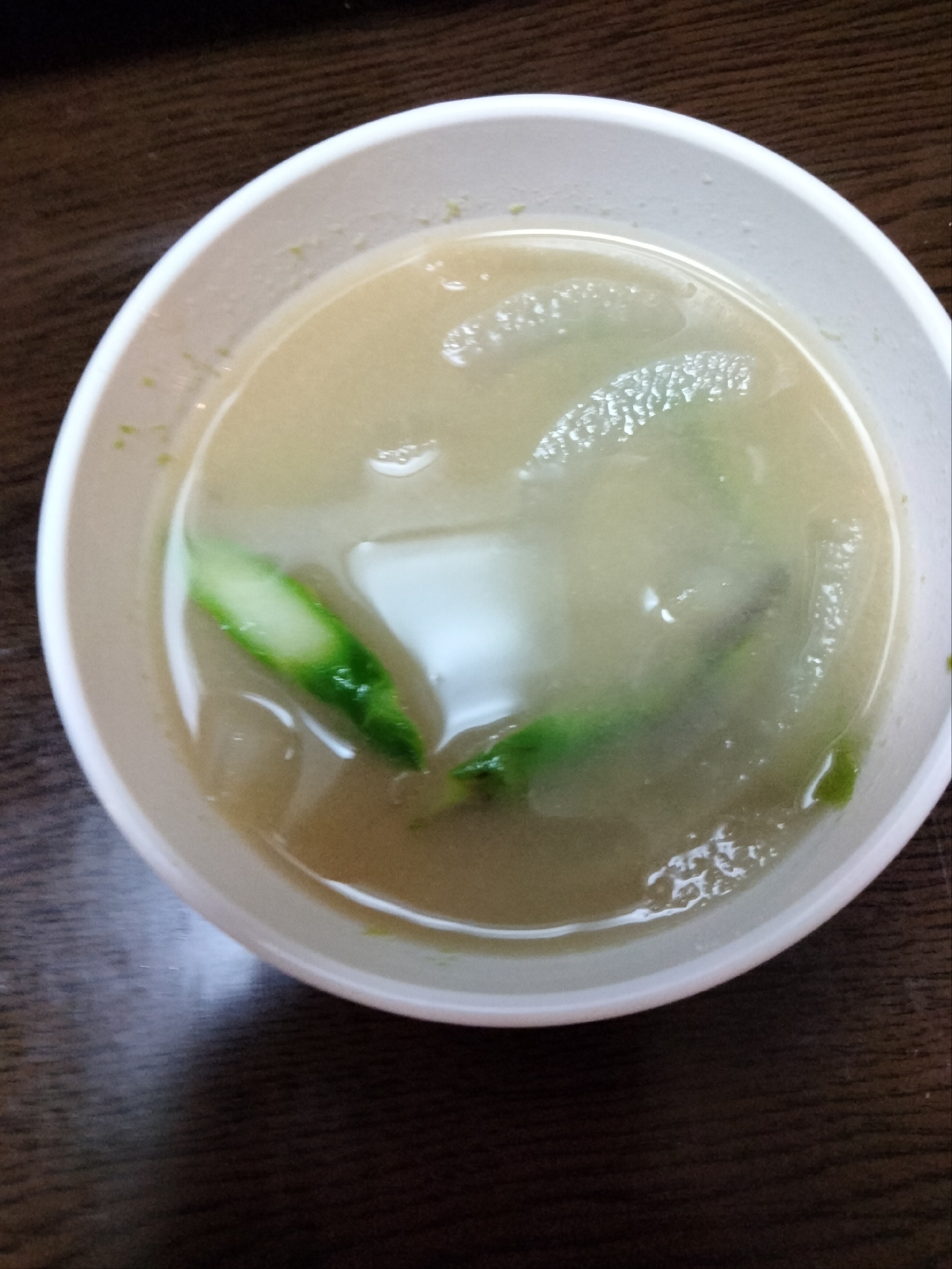 アスパラと新玉葱の味噌汁