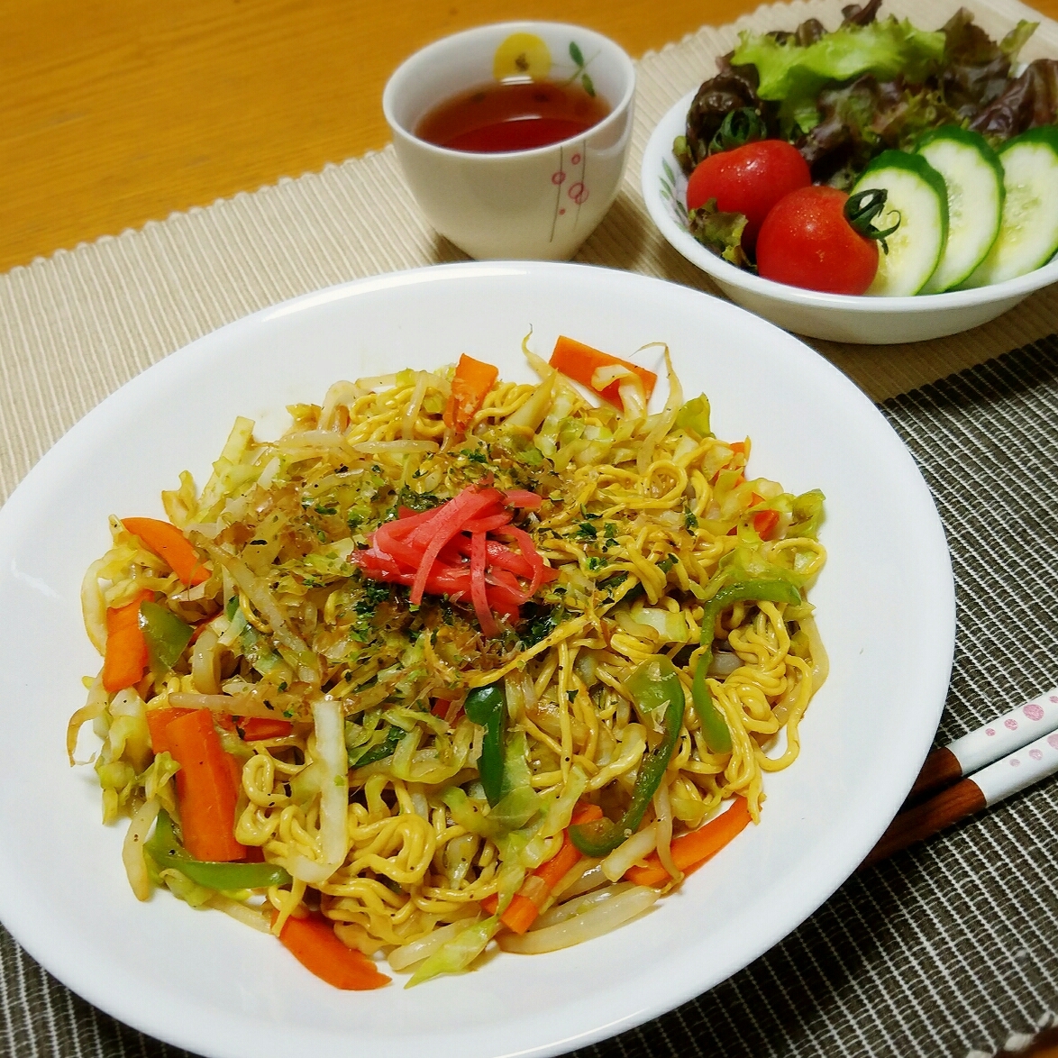 こんにゃく麺・野菜たっぷりソース焼きそば