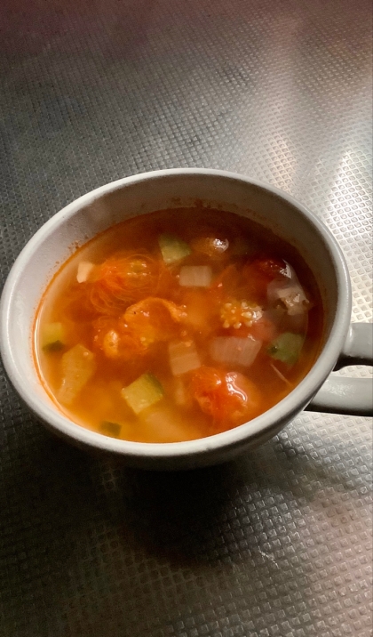 寒い日は熱々スープで心も身体も癒される〜✨
今日も素敵レシピごちそうさまでした
(*´꒳`*)