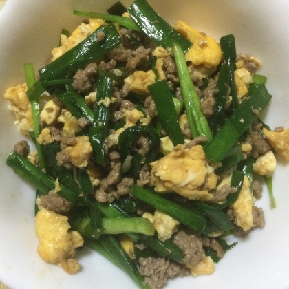 簡単☆にら玉丼