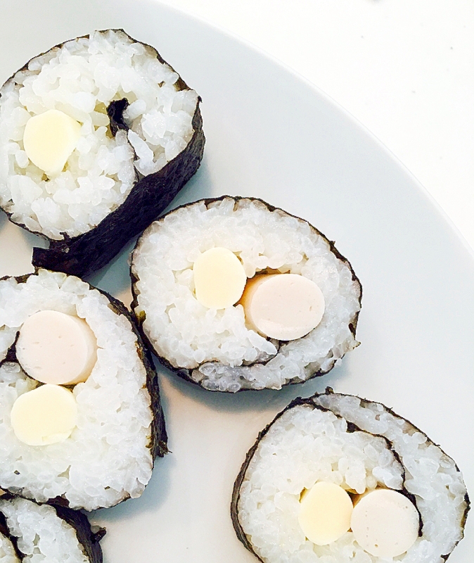 幼児食☆魚肉ソーセージとチーズの海苔巻き