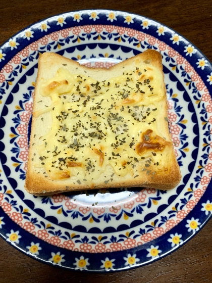 厚切りパンで作りました！カロリー高そうだけど、おいしいです☆