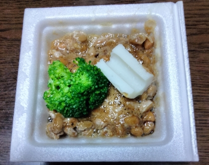 ブロッコリーカニカマ♪納豆