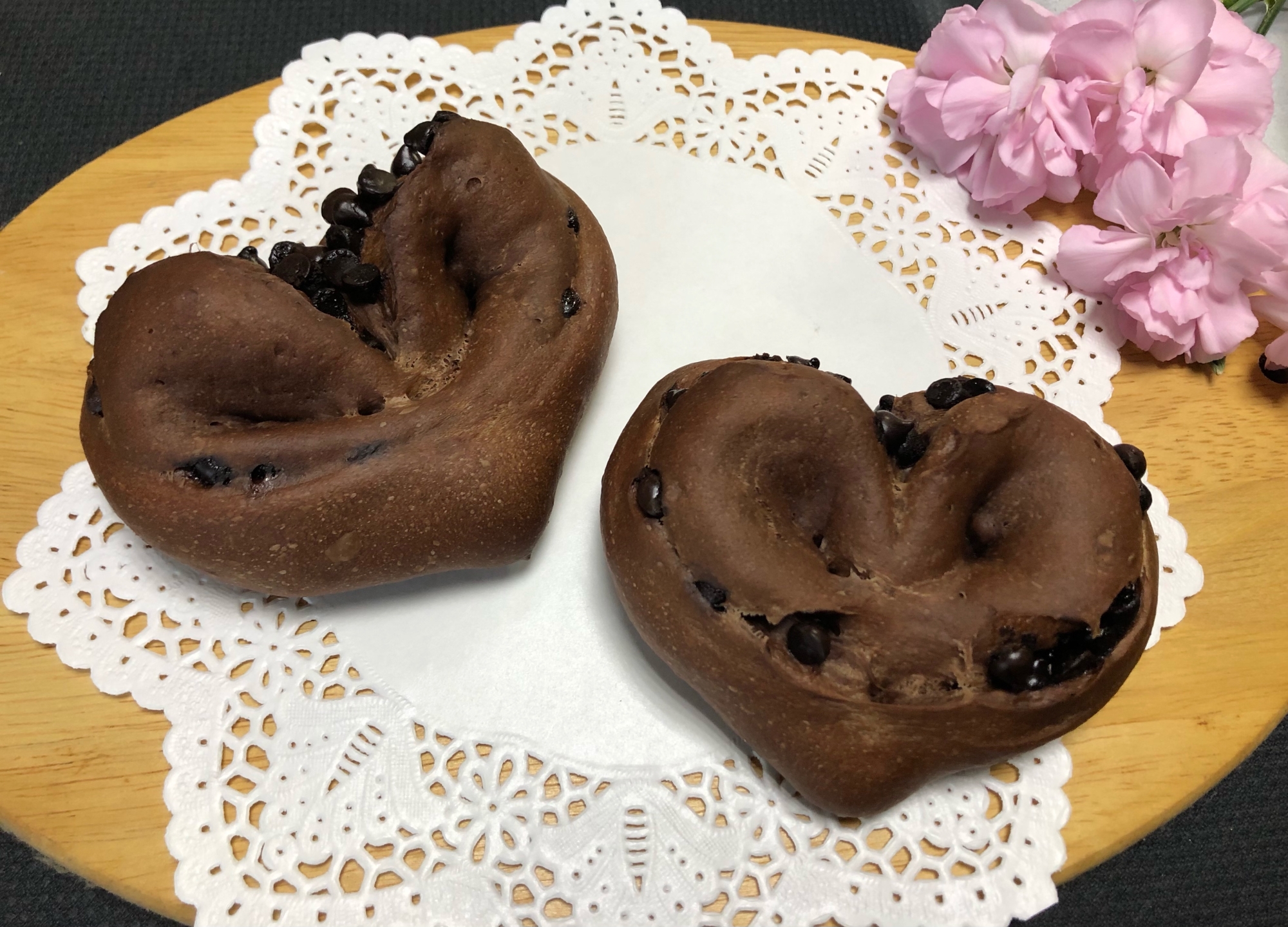 バレンタインにおすすめ❤️ハートチョコパン