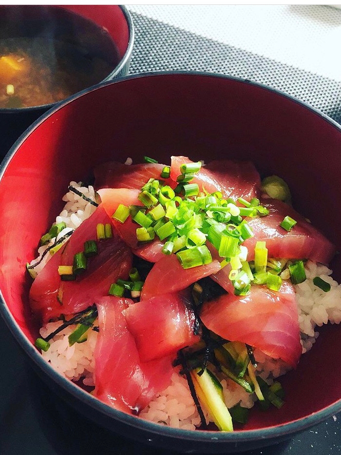 ズボラさん必見!!麺つゆでまぐろ丼