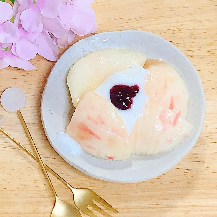 桃のお皿♪ジャムヨーグルト✧˖°