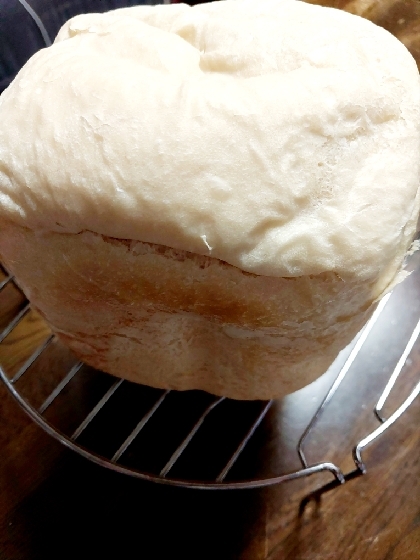 HB！豆乳とこめ油の食パン