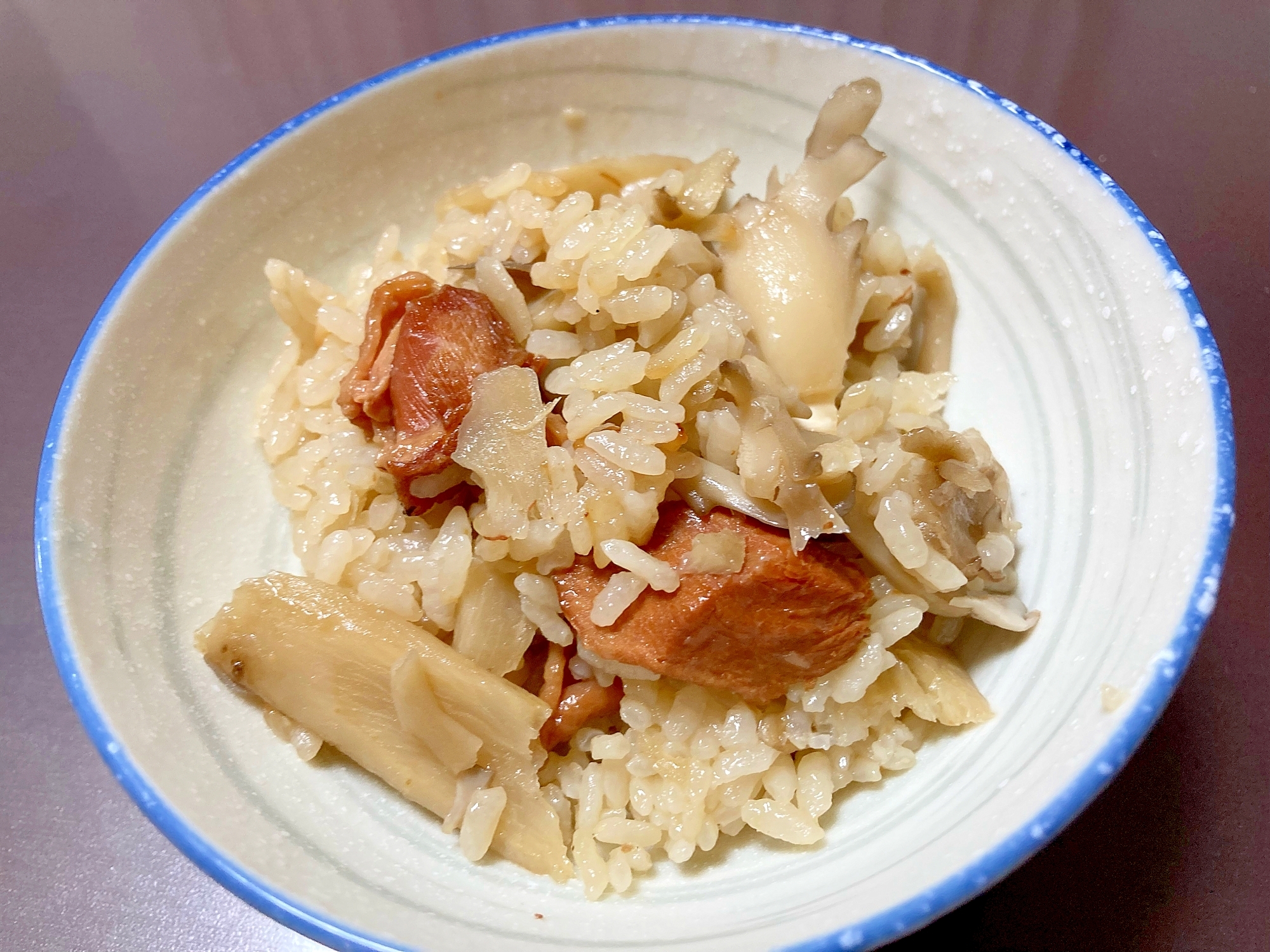 【焼き鳥の缶詰】包丁要らず！鶏の炊き込みご飯