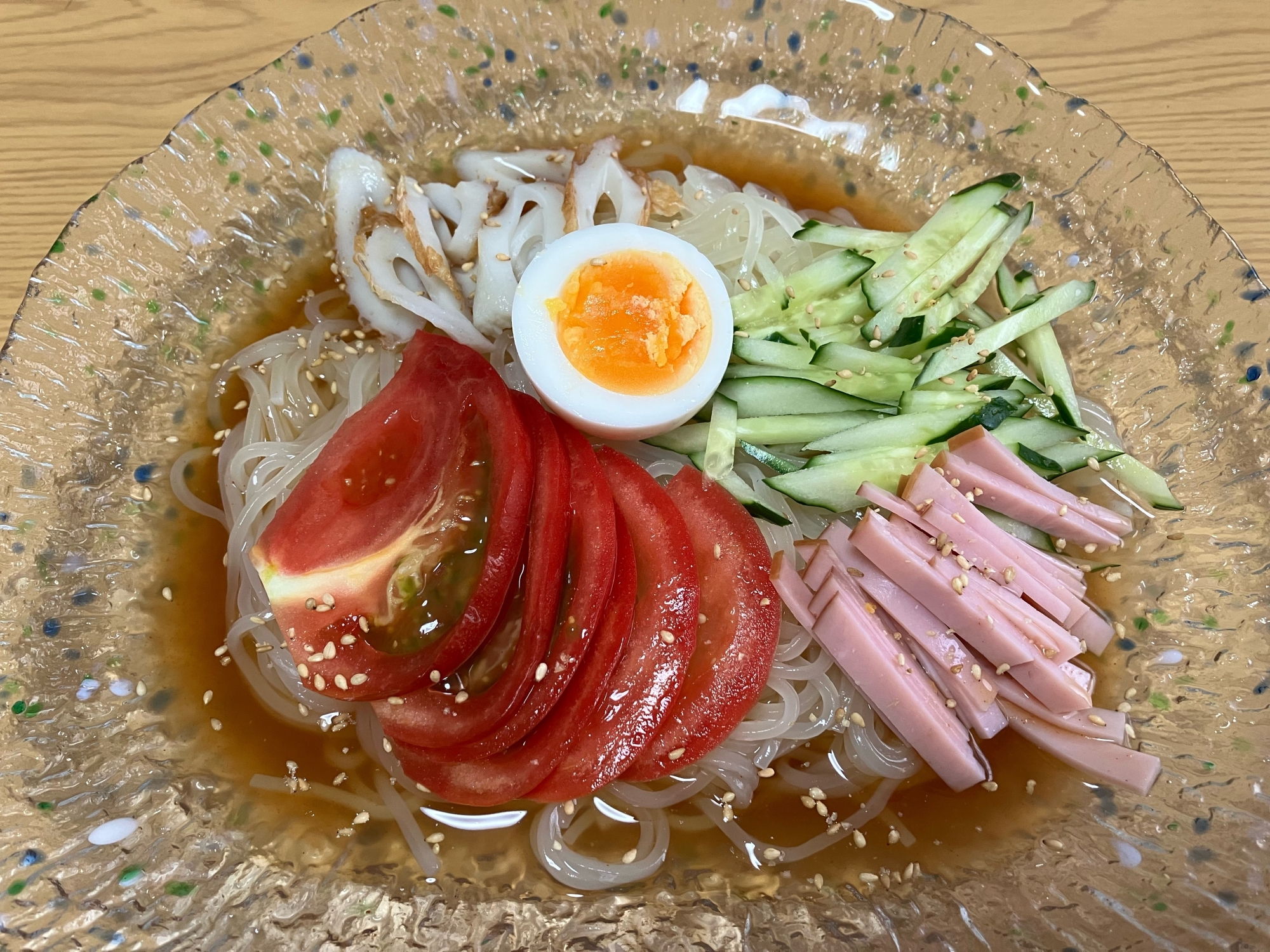 夏はさっぱり！好きな具材をのせて♪盛岡冷麺☆彡