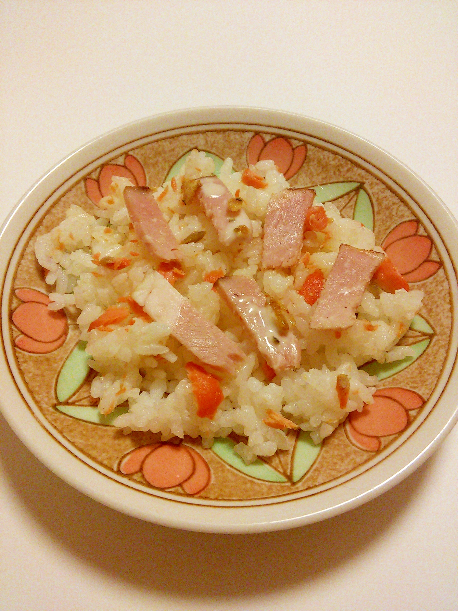 鮭とベーコンの混ぜご飯♪シーザードレッシング風味