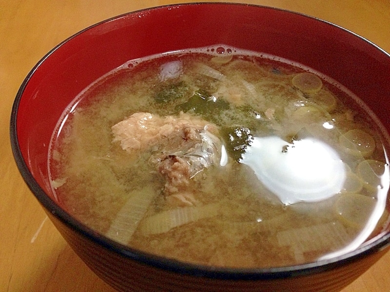 鯖缶のお味噌汁 レシピ・作り方 by komukomu1217 - 楽天レシピ