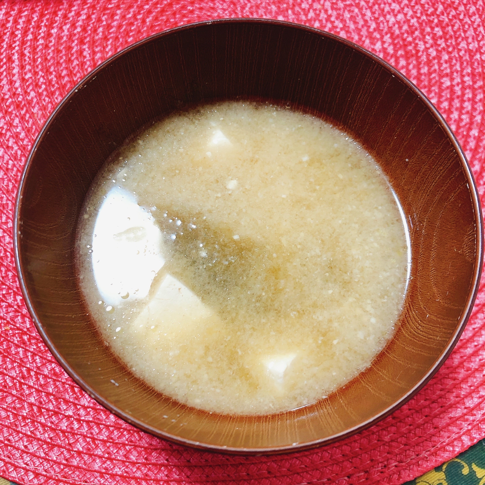 豆腐ととろろ昆布味噌汁