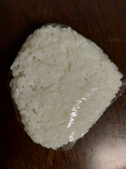 鶏とピーマンの甘辛炒めおにぎり