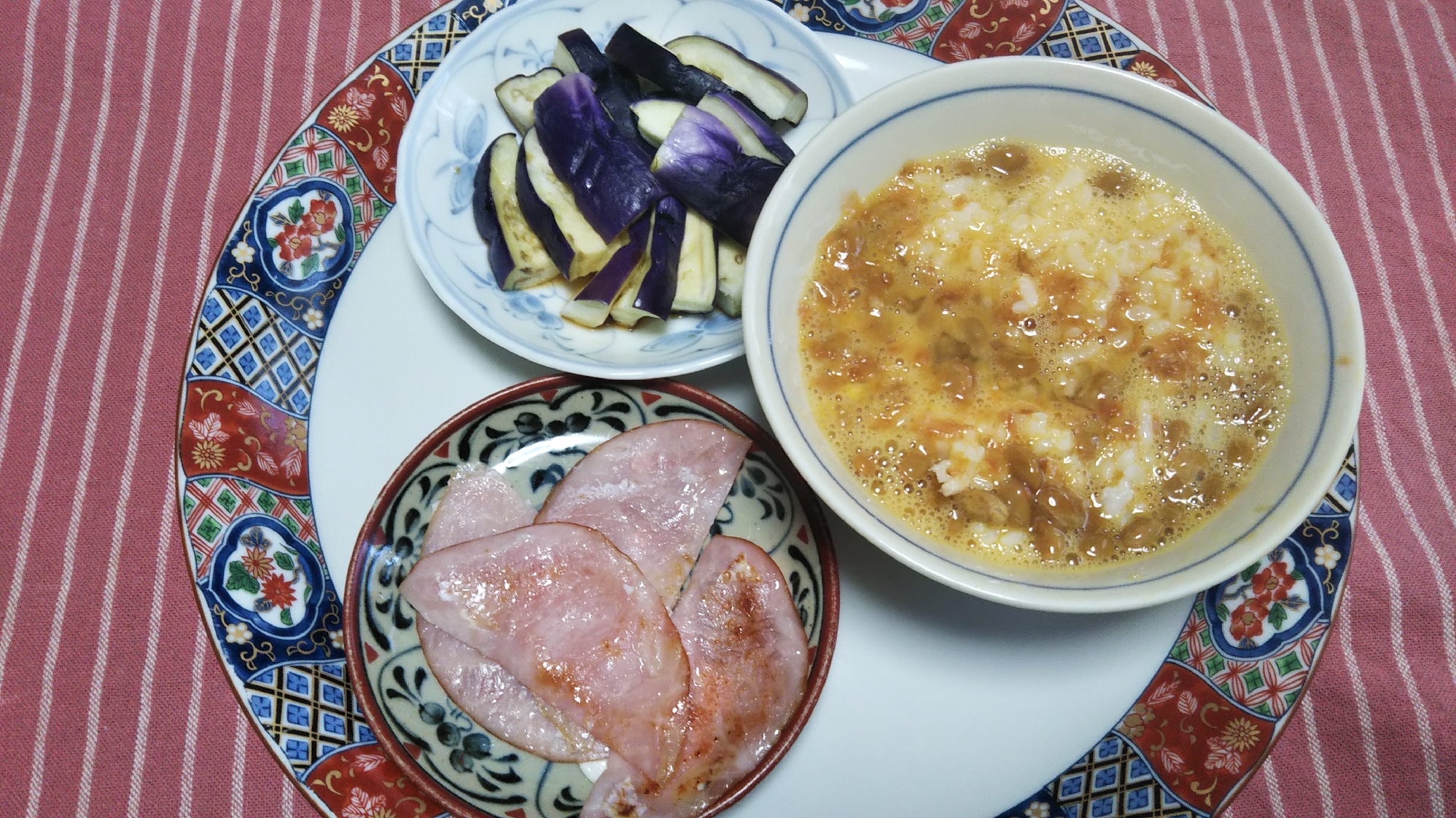 茄子のお浸しとハムソテーと納豆卵鰹節混ぜご飯☆