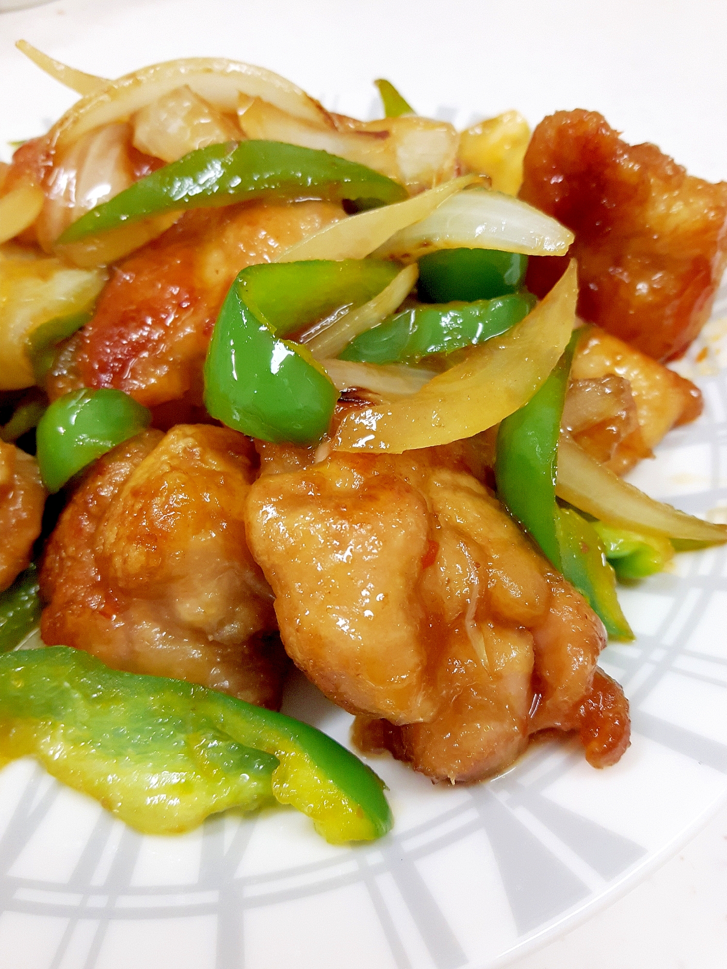 簡単 鶏もも肉とピーマンのピリ辛中華炒め レシピ 作り方 By Acchan66 楽天レシピ 簡単 鶏もも肉とピーマンのピリ辛中華炒め レシピ 作り方 By Acchan66 楽天レシピ