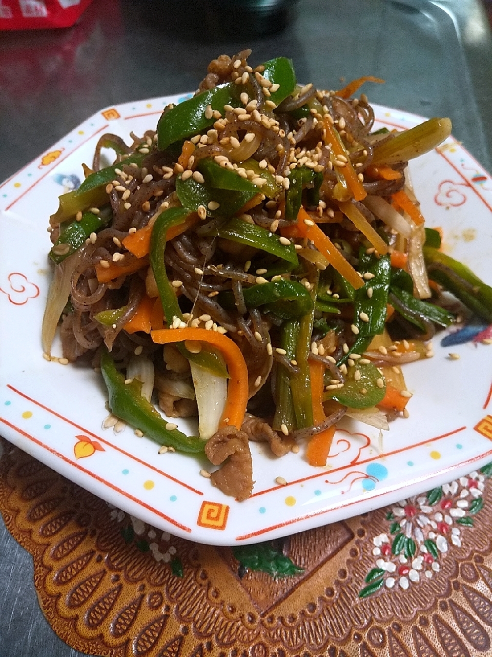 チャプチェ風★糸こんにゃくと牛肉と野菜炒め