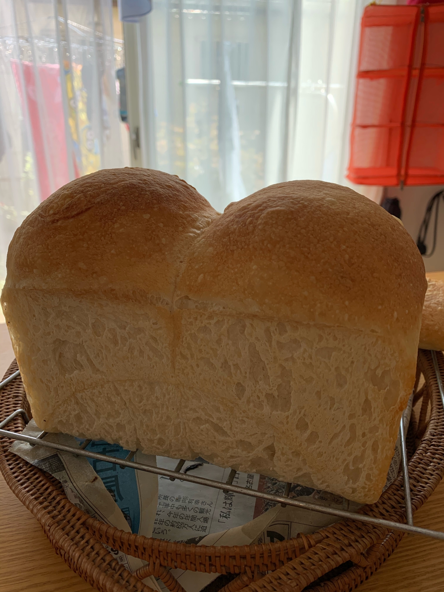 フランスパンの生地で、食パン
