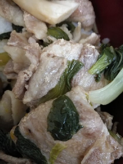 青梗菜と豚バラ肉の炒め物