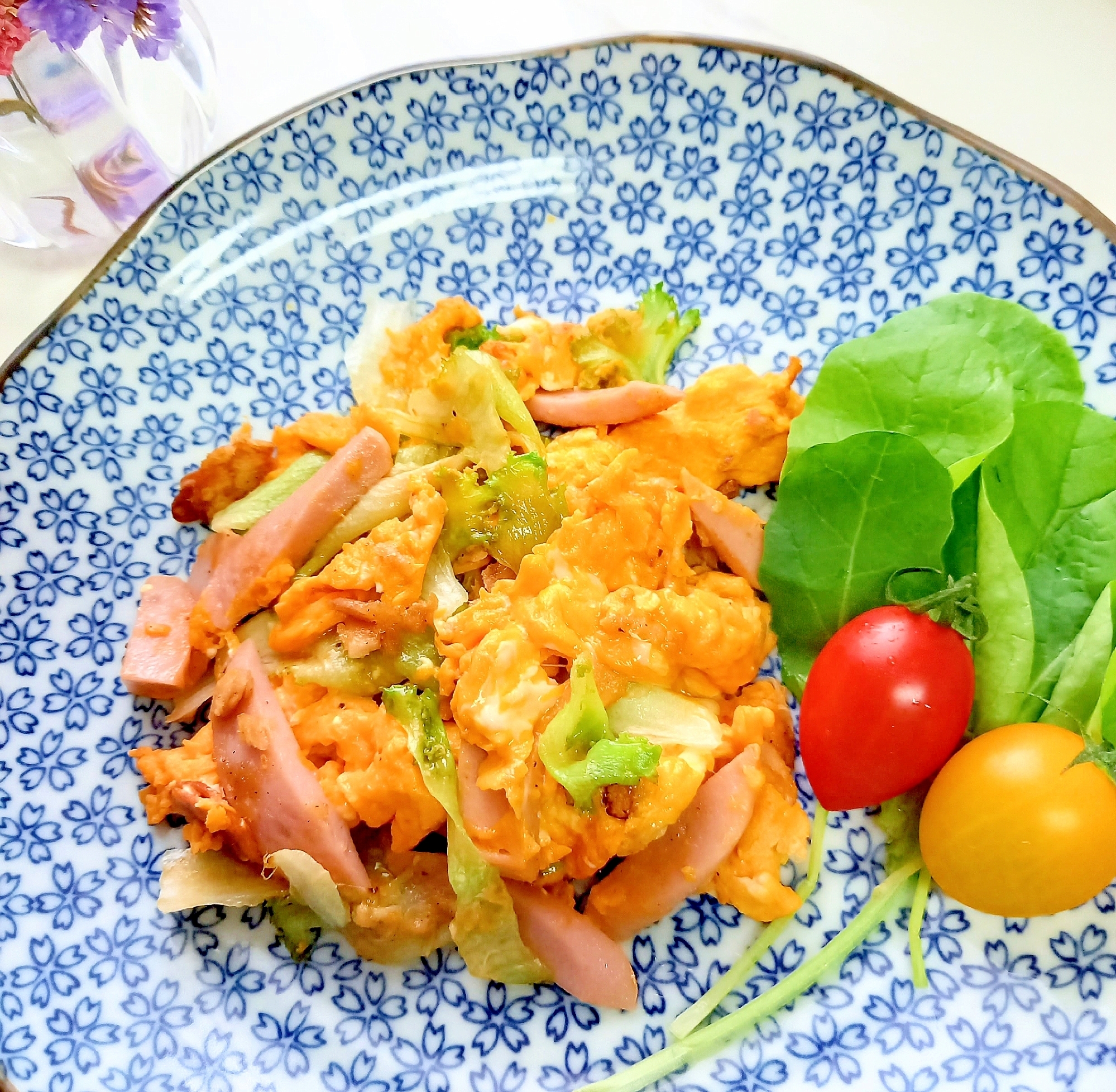 残ったレタスでᕷ* 魚魚とレタスの卵炒めꕤ୭*